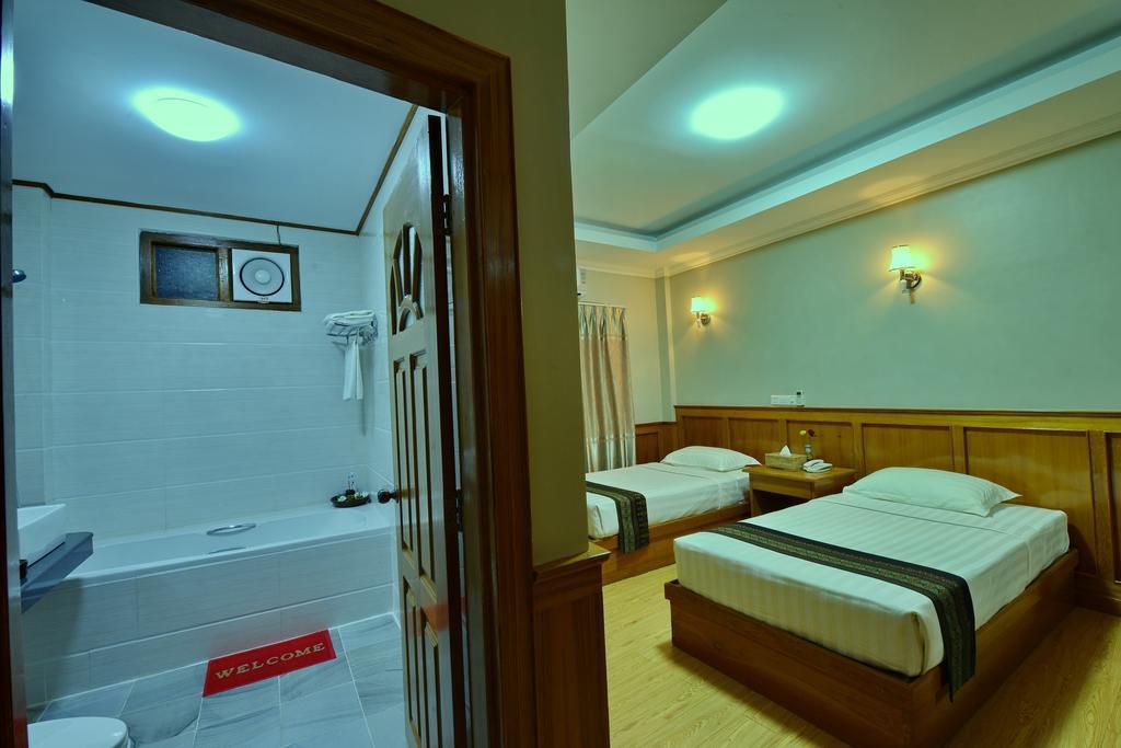 Innwa Motel Bagan Rum bild